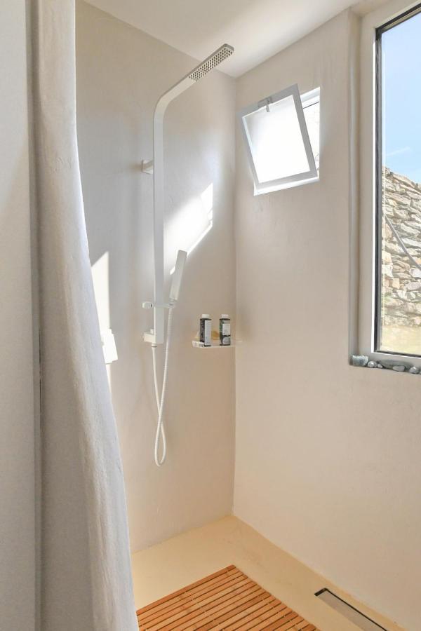 Luxurious Villa Lune With A Swimming Pool And A Fantastic Sea And Sunset View Ioulis المظهر الخارجي الصورة